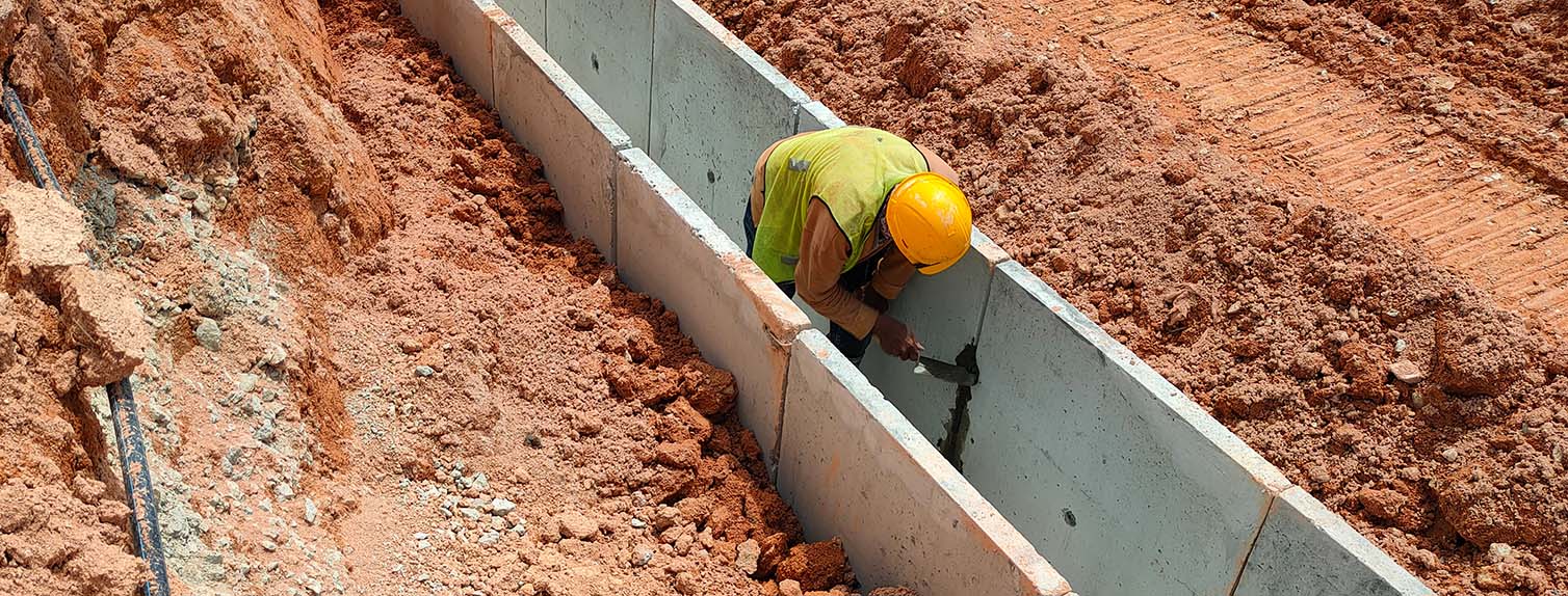 Flood retention structure